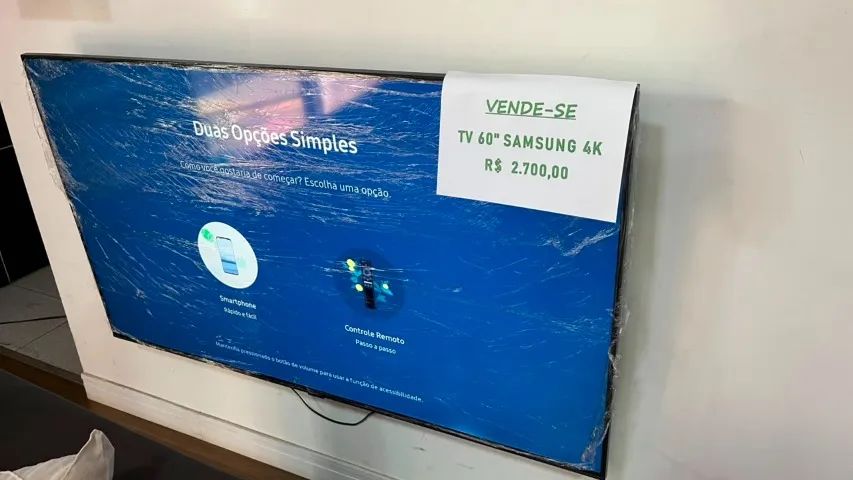 Smart TV Samsung Crystal UHD 4K   POLEGADAS UN60AU7700 - Foto 2