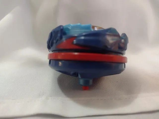 Beyblade Metal Masters - Galaxy Pegasus W105R²F - Foto 4