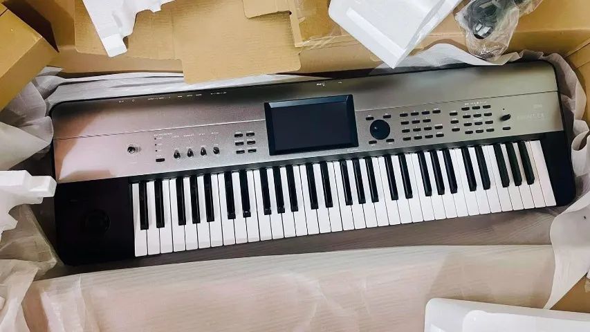 KORG KROME EX61  - Foto 4