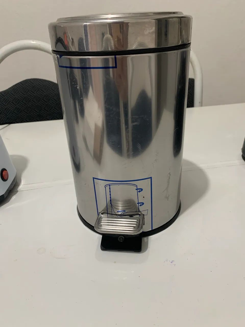 Lixeira Inox Tramontina nova nunca usada Oportunidade