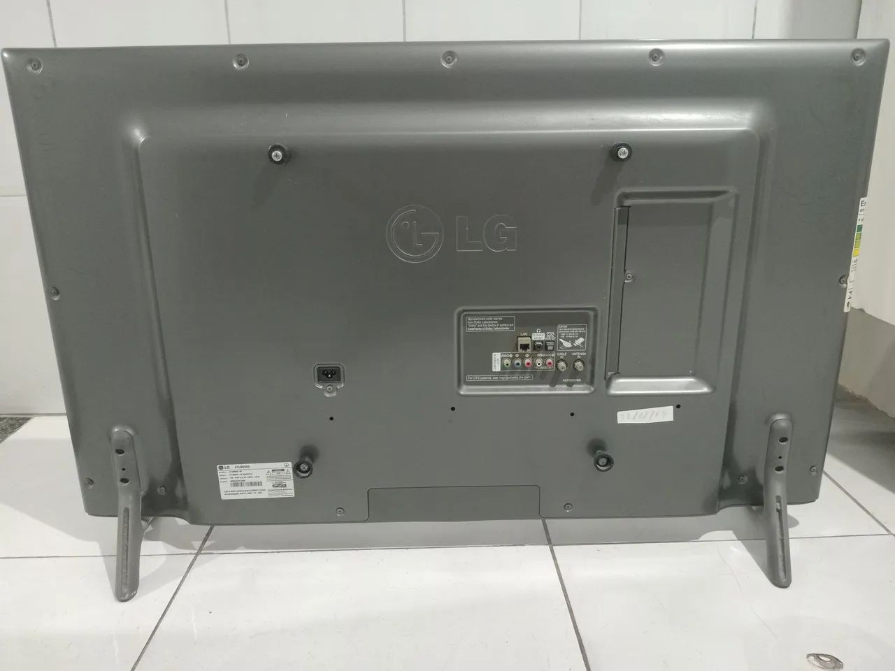 LG Smart TV LED Full HD Cinema 3D de 47 polegadas - Foto 3