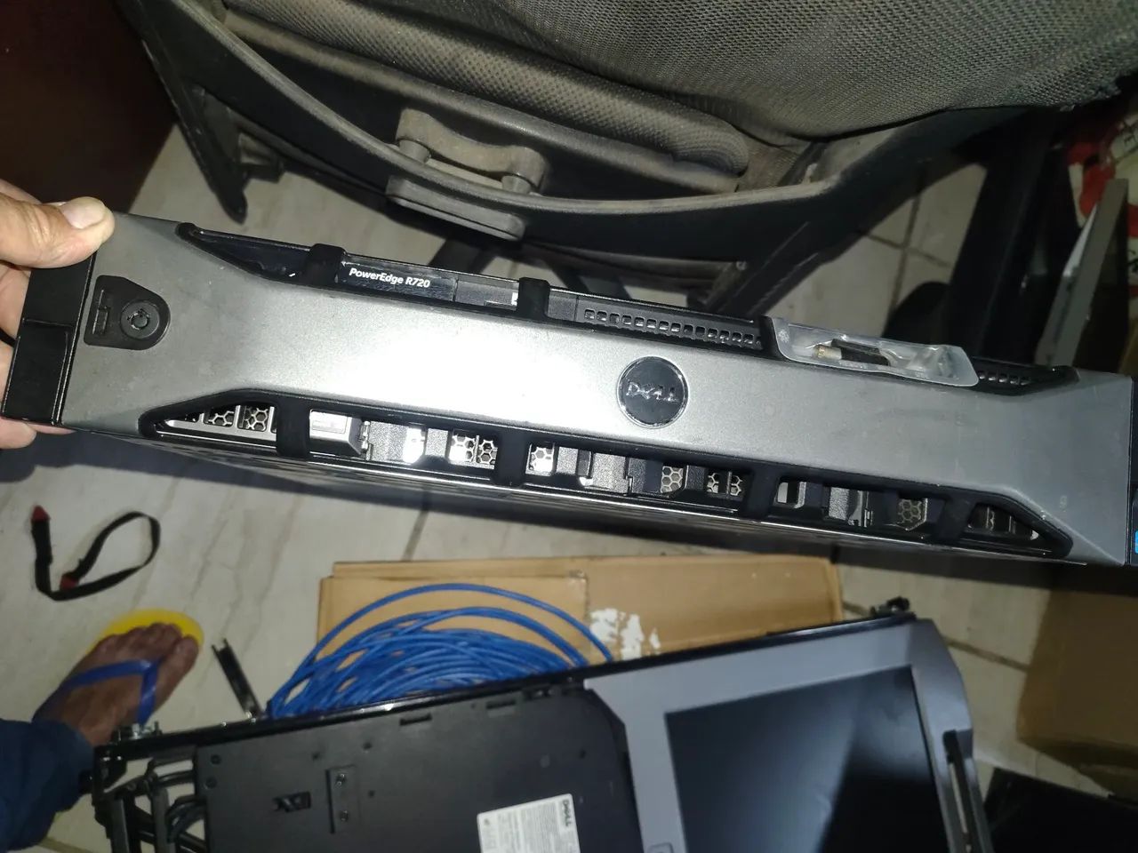 Servidor Dell Power EdgeR720 - 2 HDs de 300Gb - Foto 2