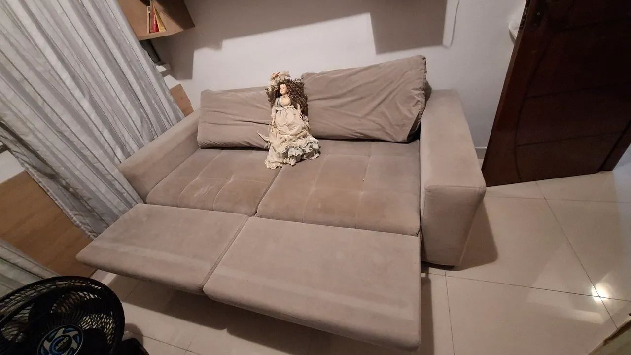 Sofá Retrátil 04 Lugares