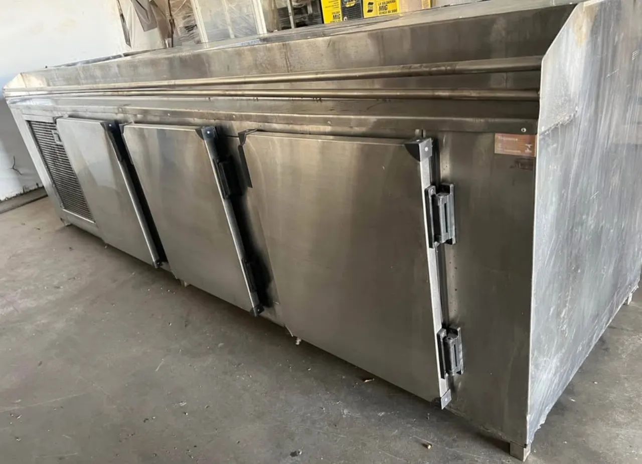 Balcão refrigerado semi novo - Leia o anúncio  - Foto 2