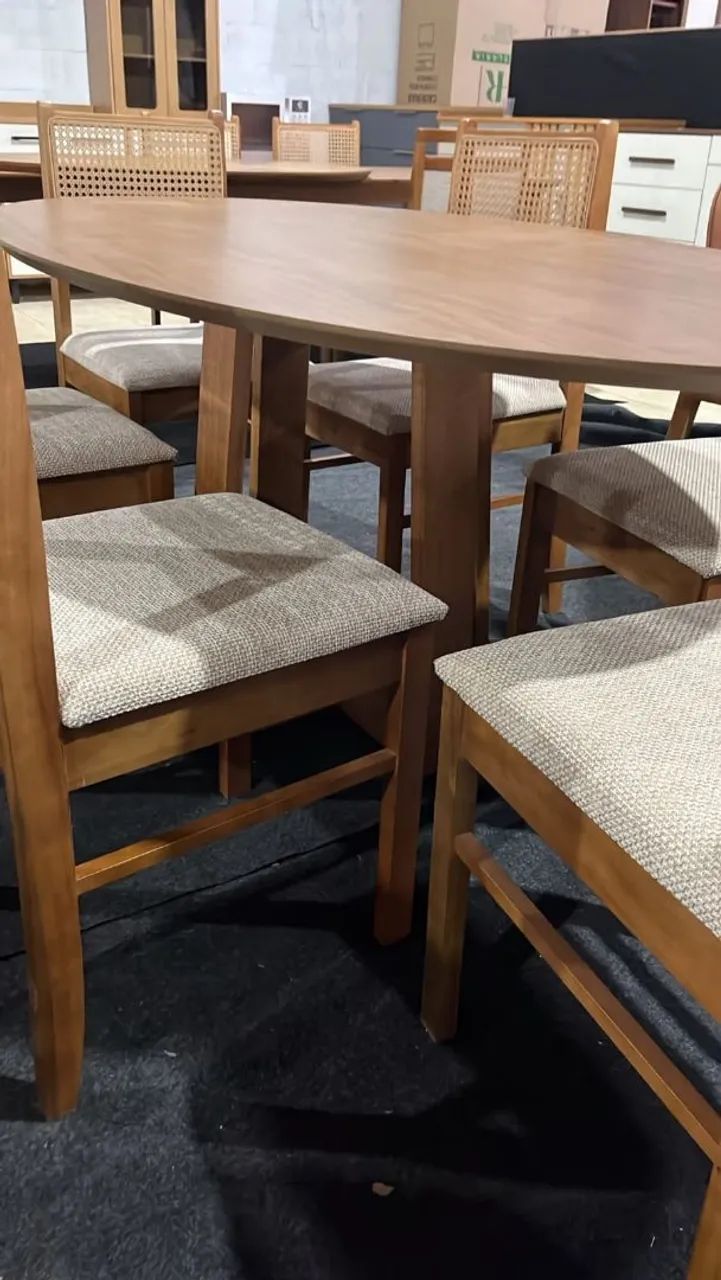 Mesa de Jantar elegante oval com 6 cadeiras 1.80x1.00 - Foto 2