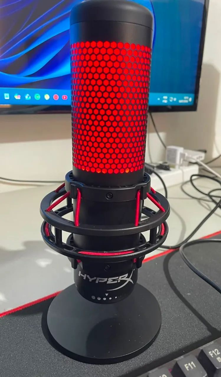 Vendo microfone HyperX Quadcast USB - Foto 4