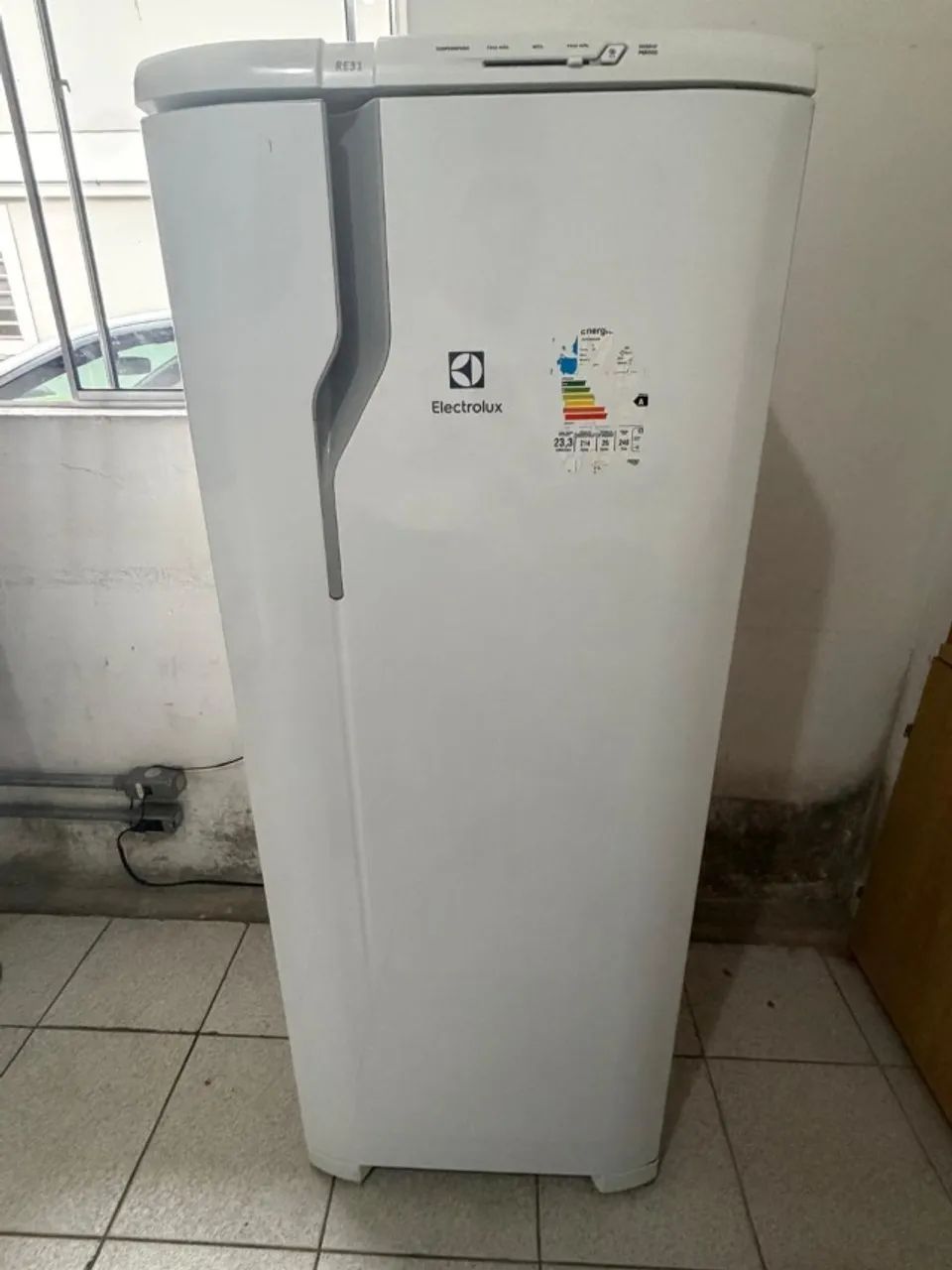 Geladeira Electrolux 240 Litros