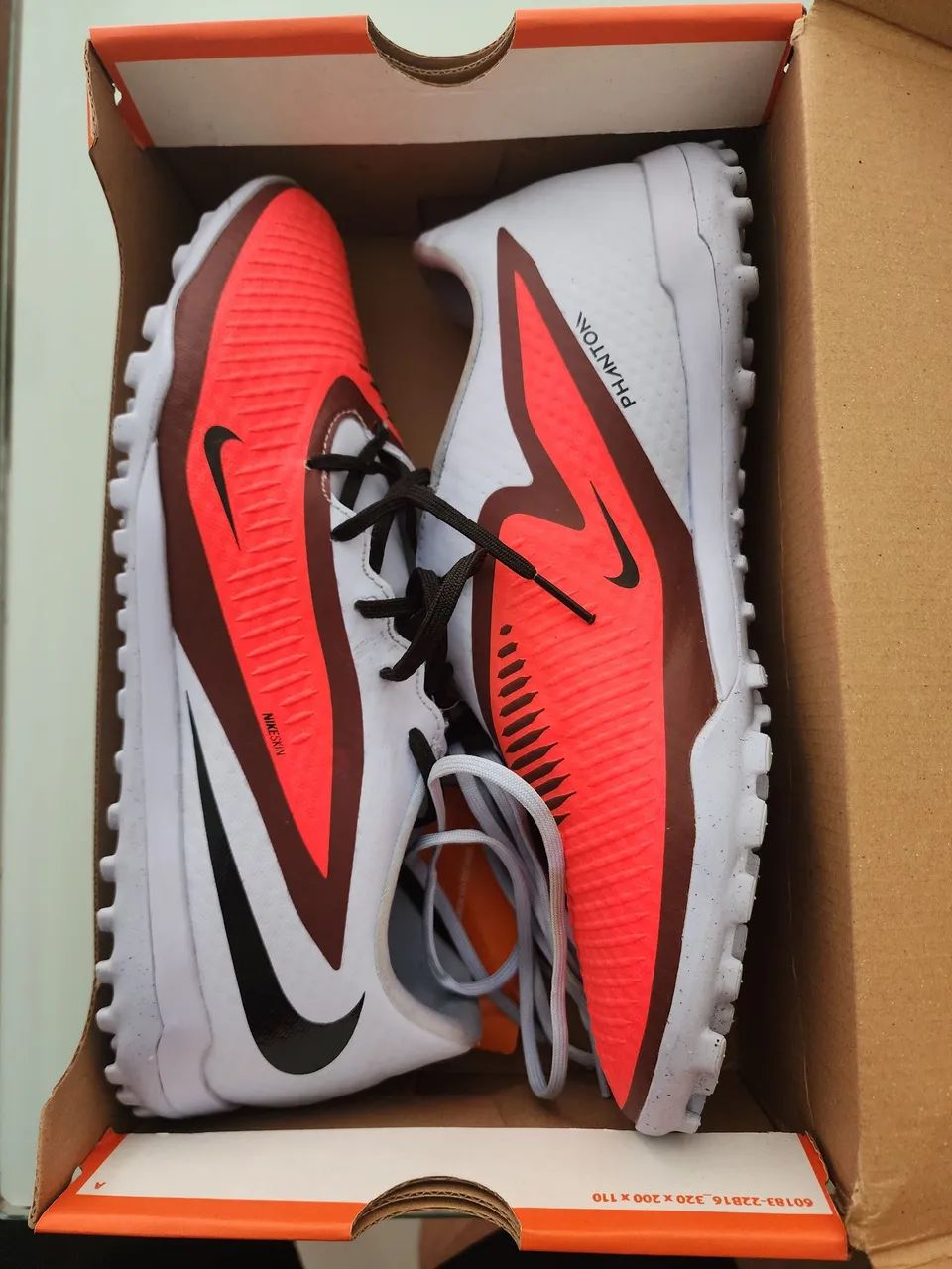 Chuteira Nike Phantom 6 Low Academy 44 - Foto 2
