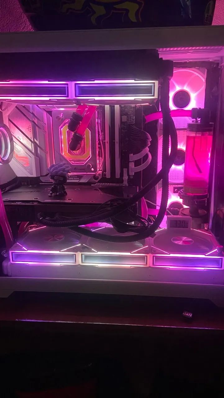 Pc R5 7600x RTX3080 Water force  - Foto 4