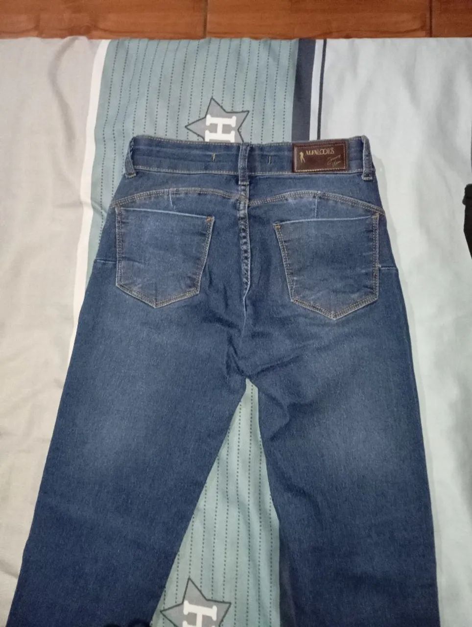 Vendo calça jeans skinny. - Foto 2
