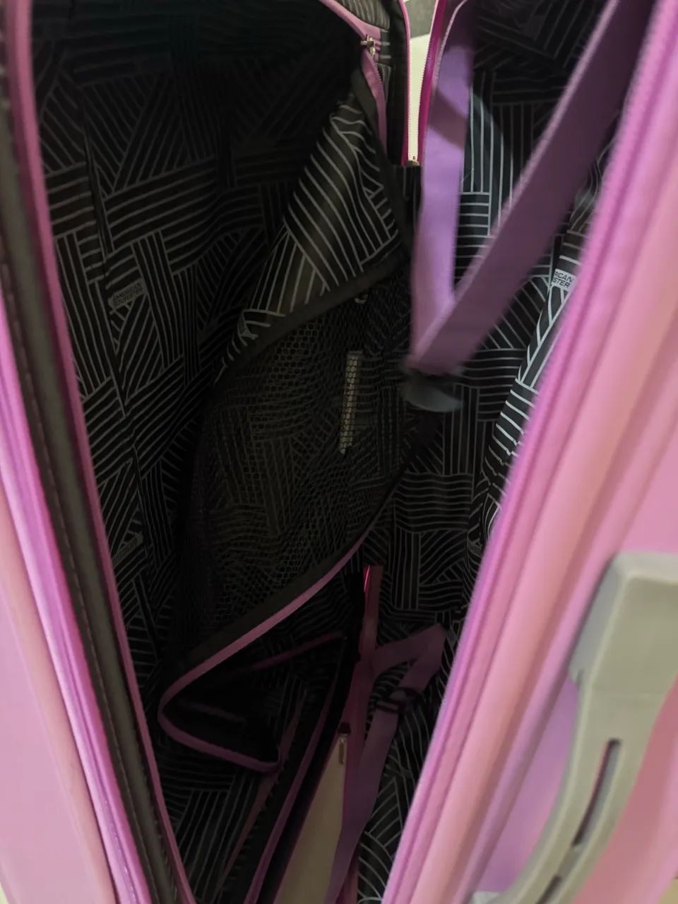 Mala Média para despachar American Tourister - Foto 4