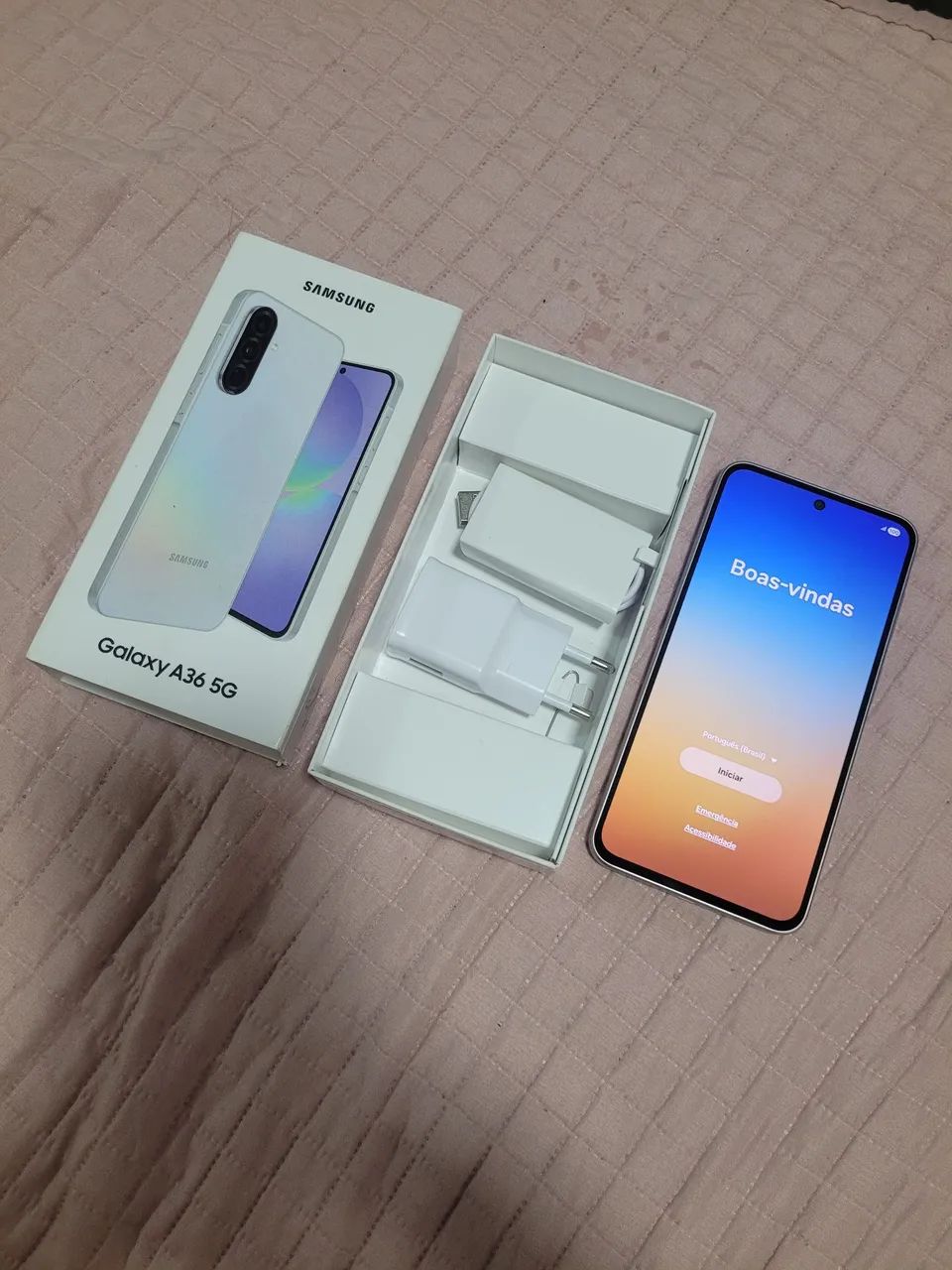 Celular A36 256GB 8GB RAM