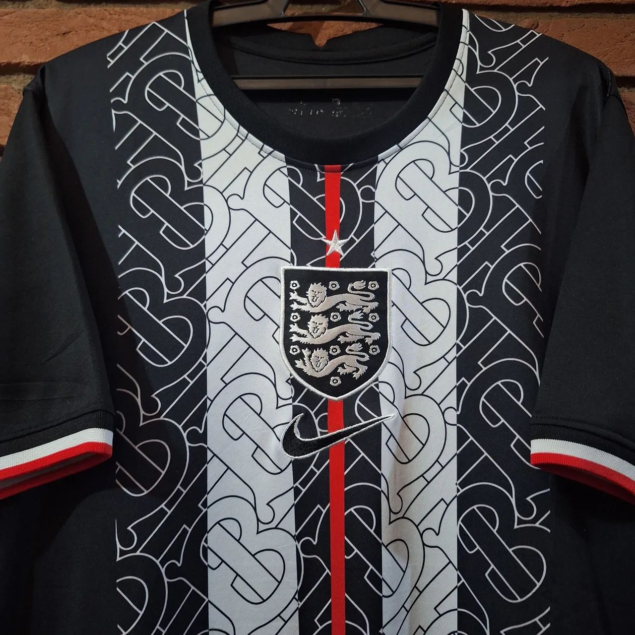 Camisa sem marca seleção Inglaterra 2020 - Foto 3