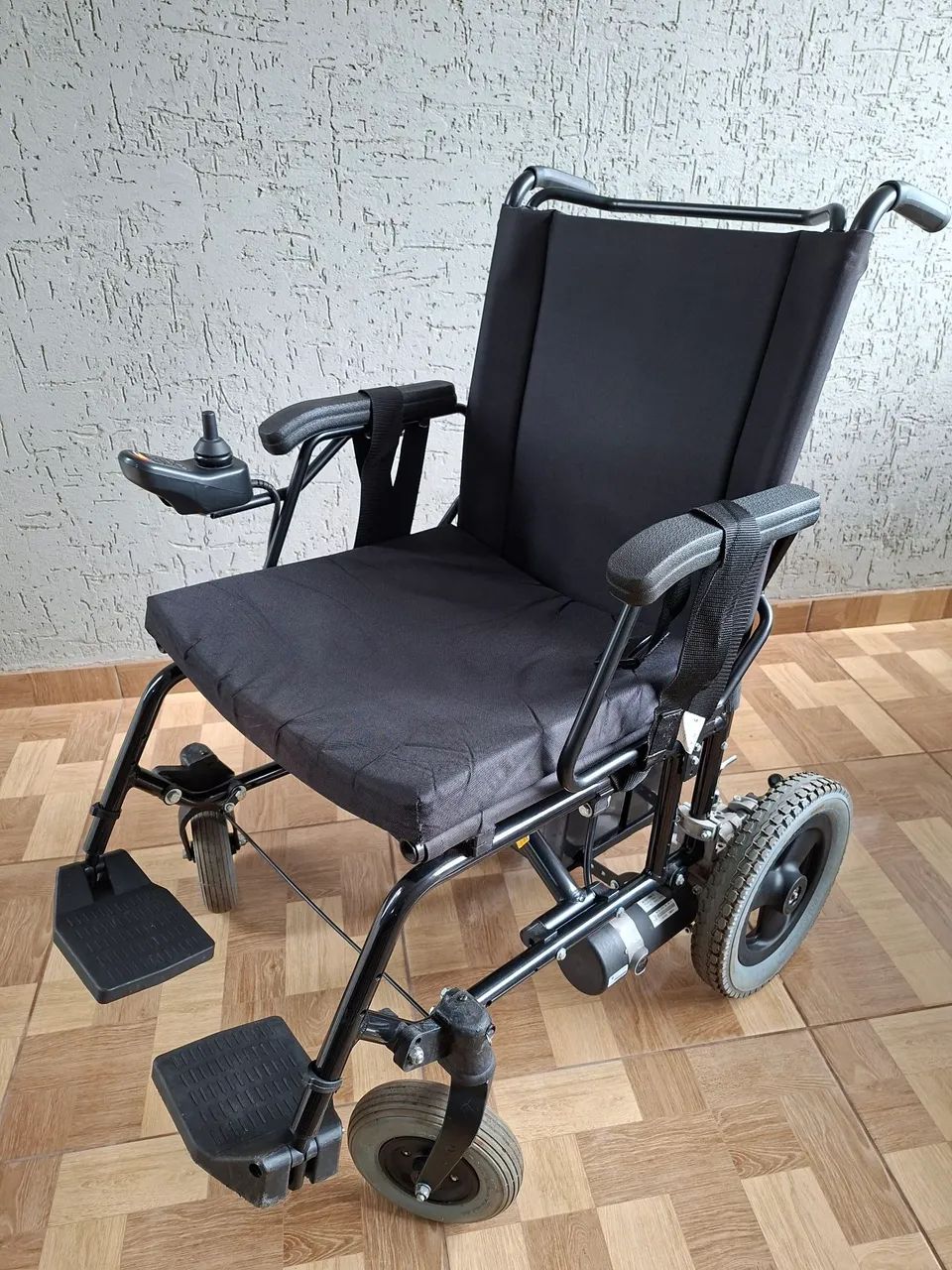 Cadeira de Rodas Freedom (usada) - Foto 2