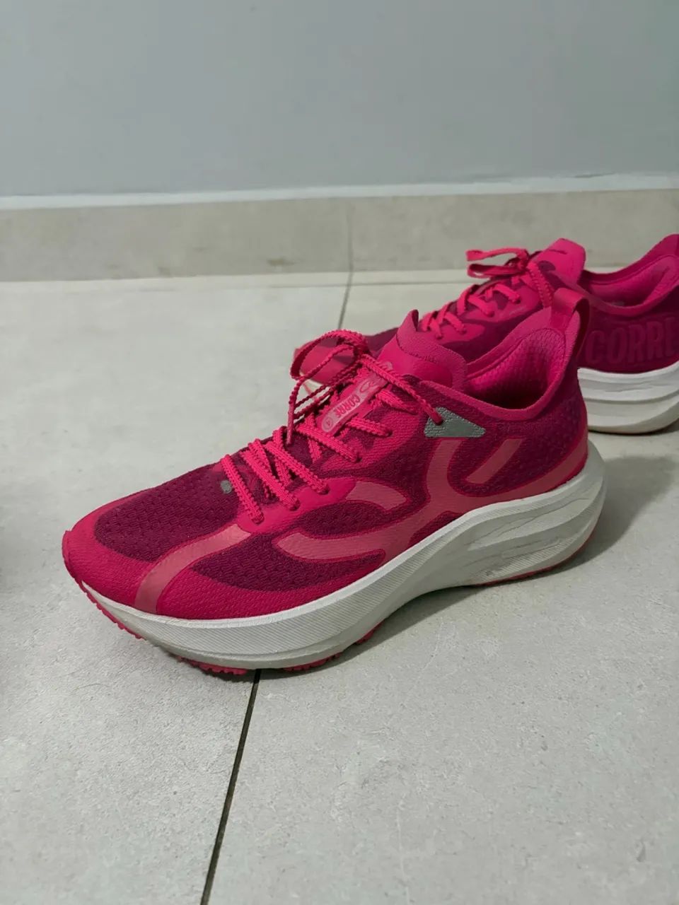 Tênis Corre 4 - Rosa 