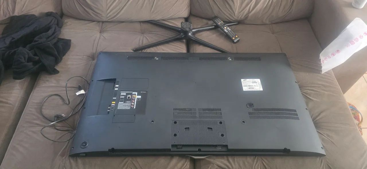 Vendo TV Samsung 46 polegadas. Funciona corretamente. - Foto 3