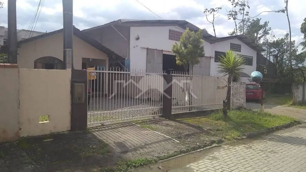 Galpão Industrial com Amplo Terreno - Foto 2