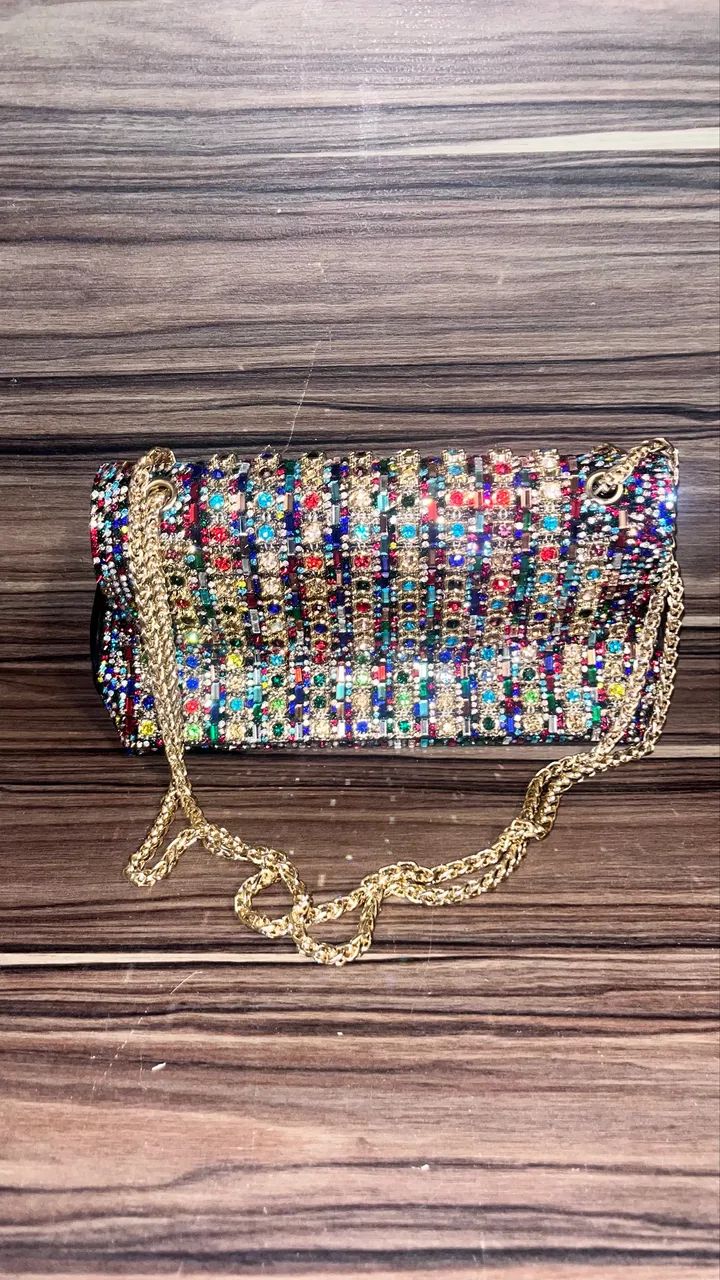Bolsa colorida com strass nunca a usada  - Foto 2
