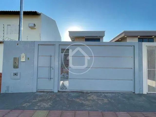 CASA COM DUAS SUÍTES MAIS UM QUARTO - Foto 2