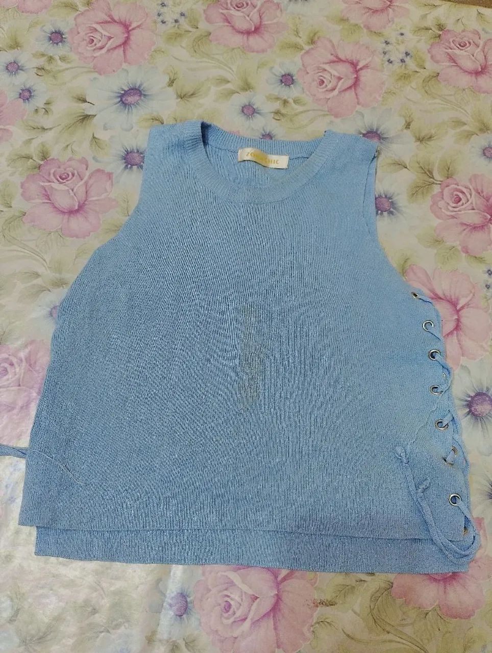 Blusinha azul sem manga Tam p linho 