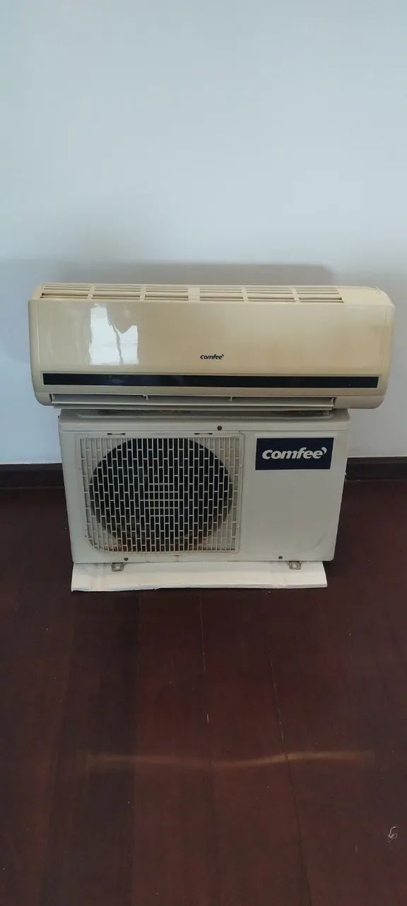 Ar-condicionado 9000btu Comfee + Condensadora 