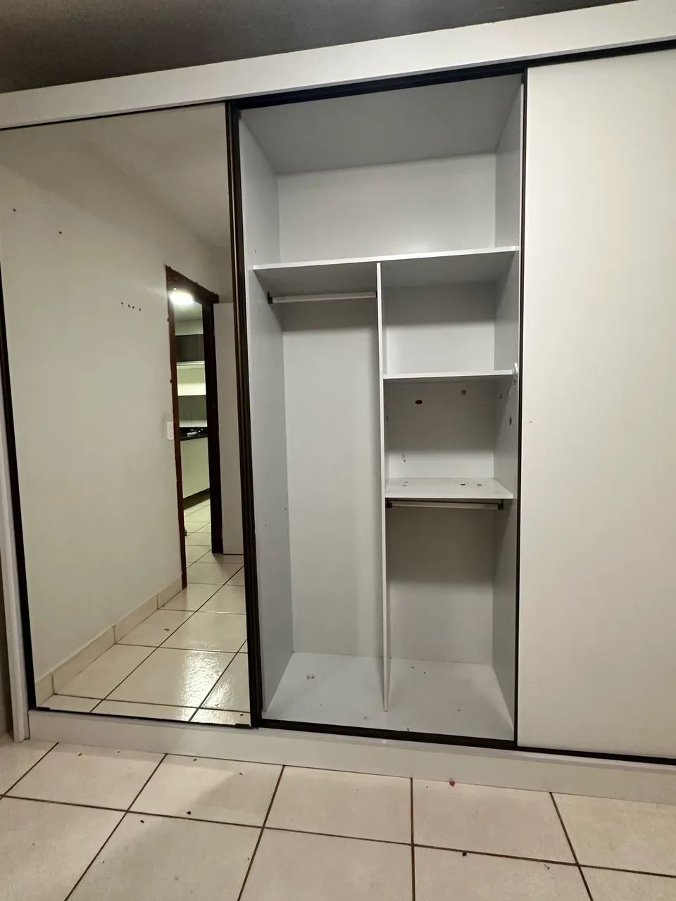 Guarda roupa 