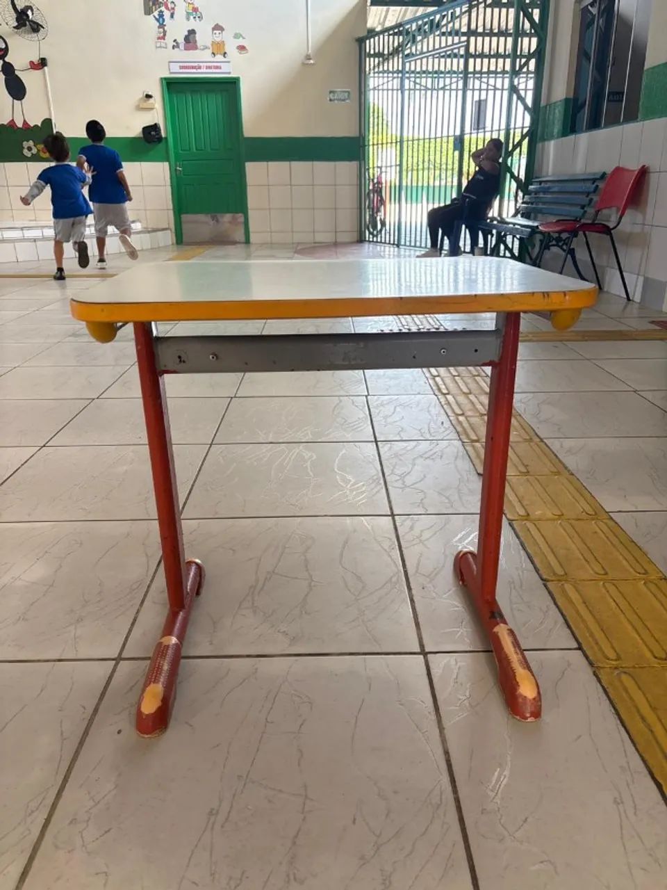 Móveis Escolares - Foto 2