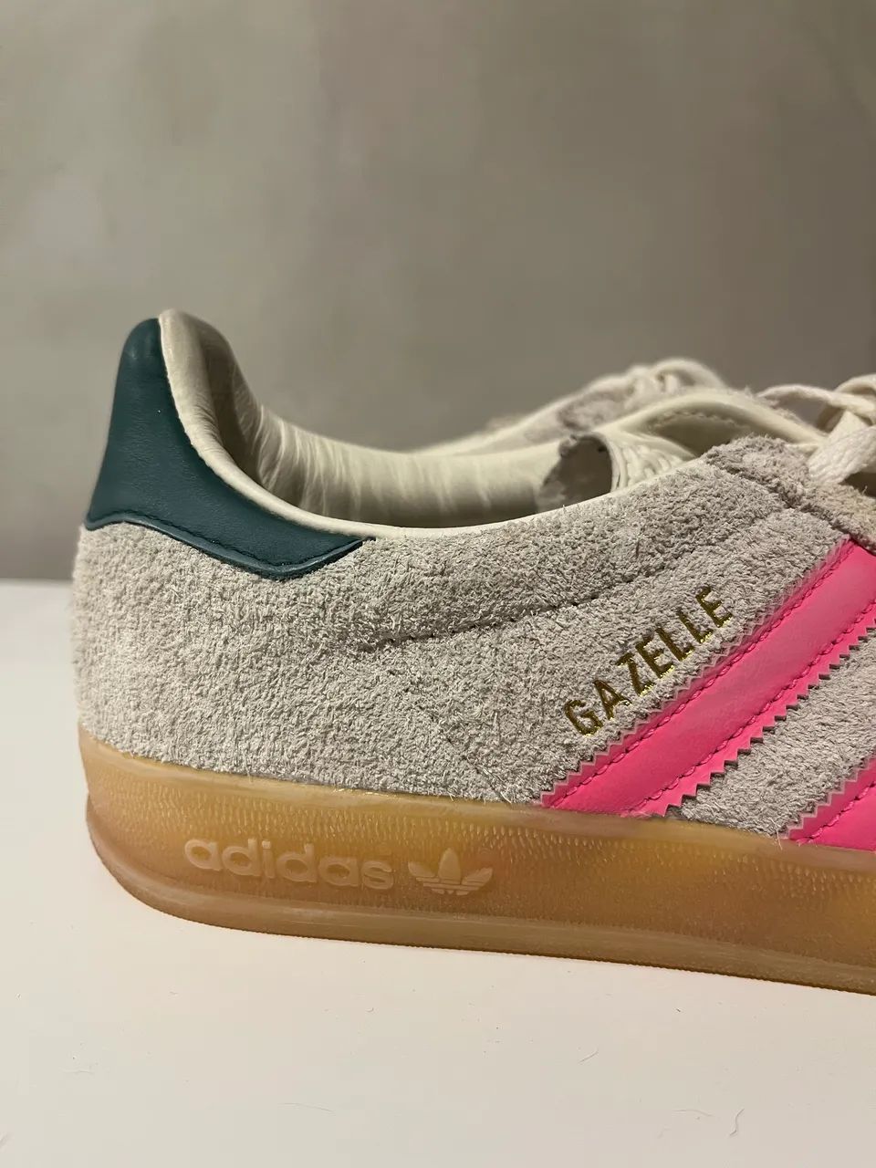Adidas Gazzele Original - Rosa Bege e Verde - Foto 4