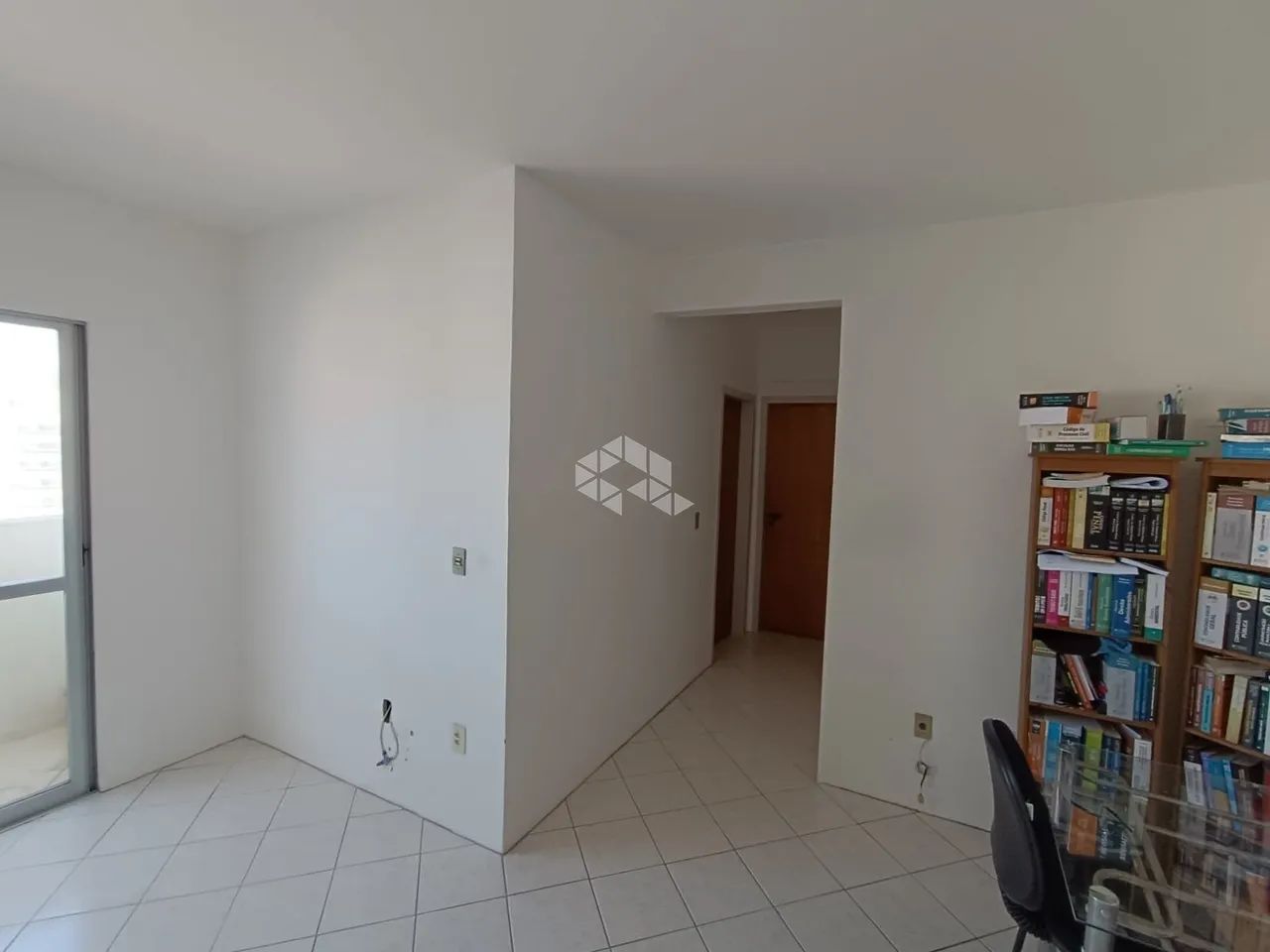APARTAMENTO 2 QUARTOS COM VAGA COBERTA E SOL DA MANHÃ EM CAMPINAS