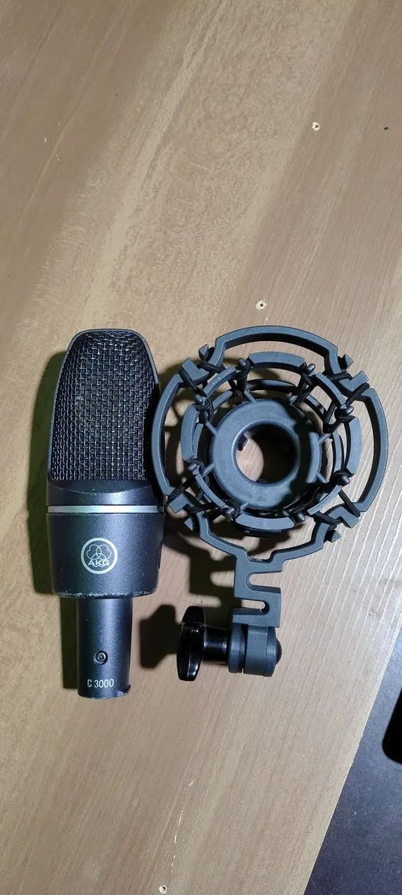 Microfone AKG C3000