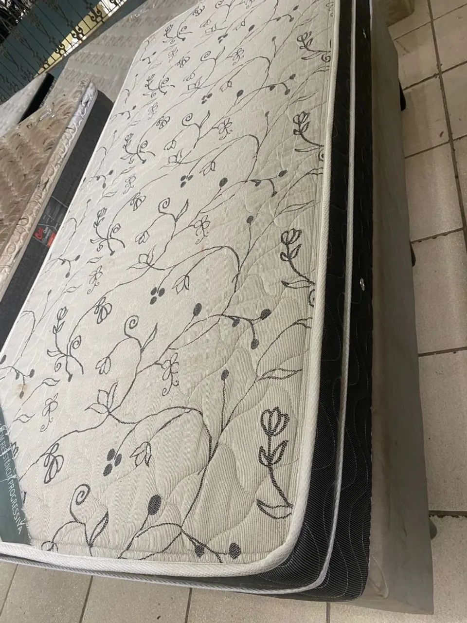 Cama box solteiro com colchão Ortobom  - Foto 3
