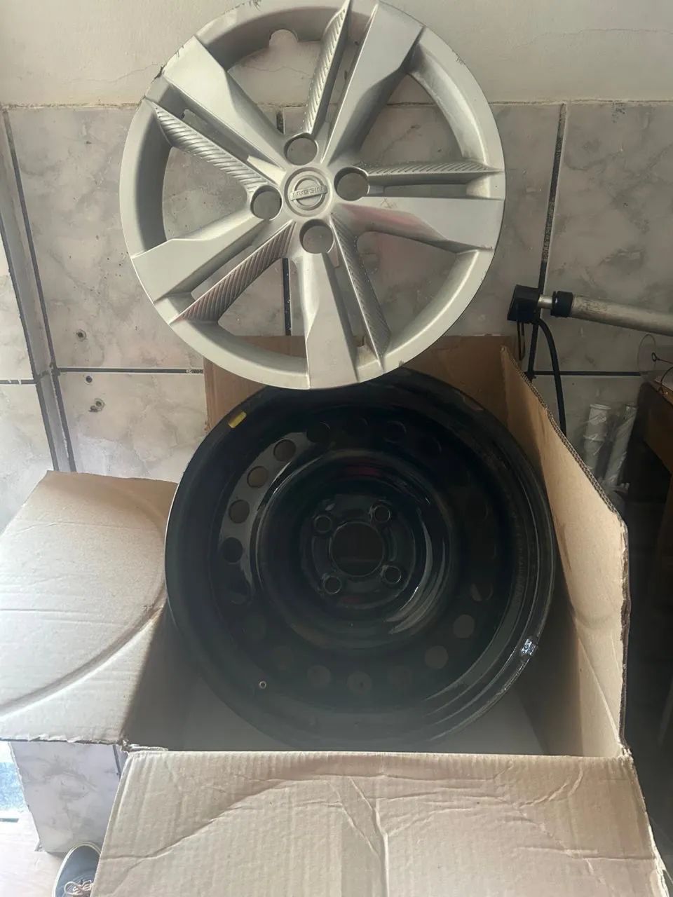 Roda com Calotas aro 16