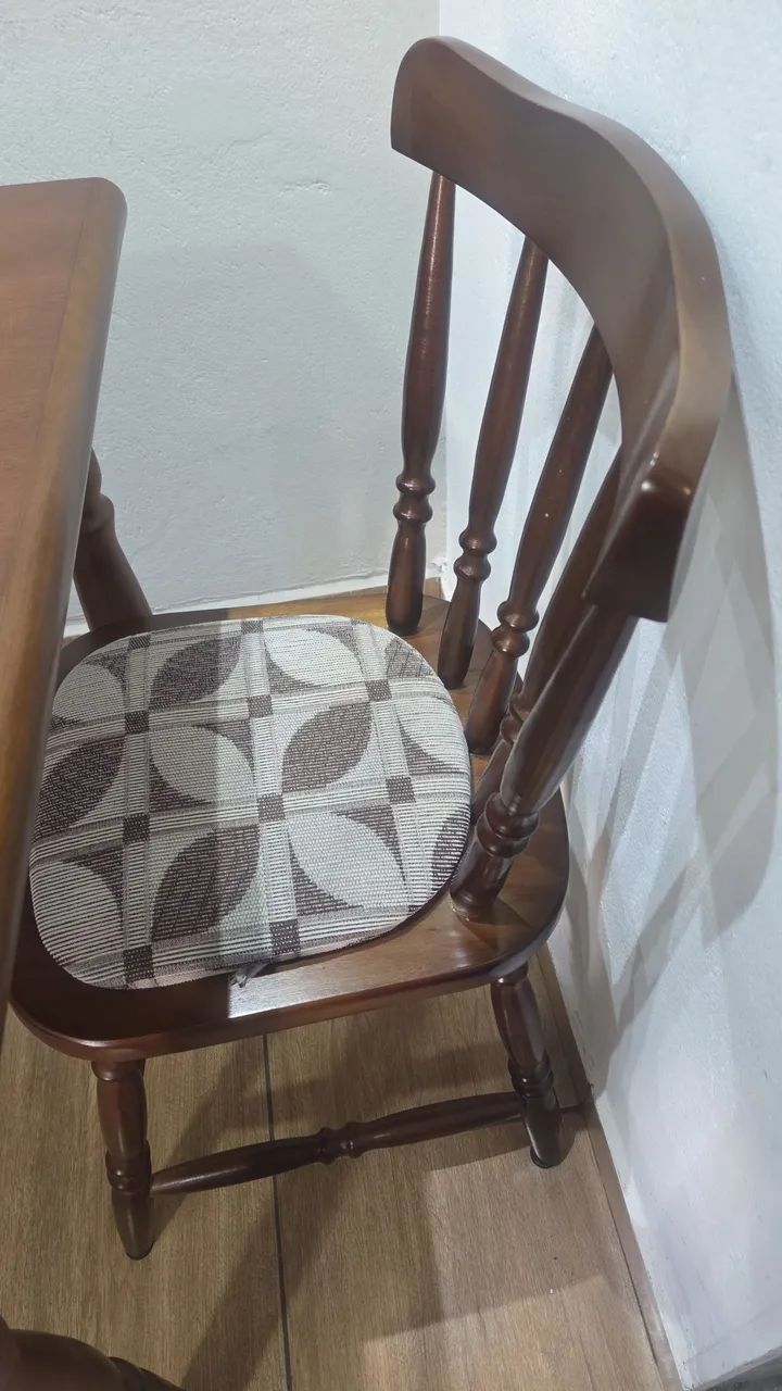 Mesa com cadeiras  - Foto 3