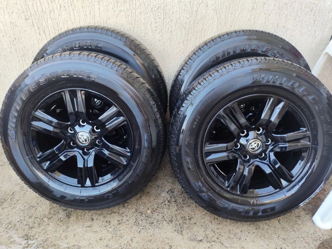 Roda Hilux SR Original Toyota Aro 17 - Foto 2