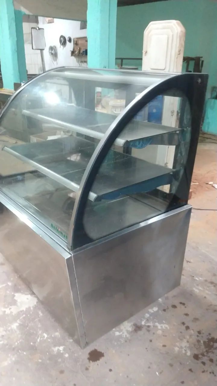Vitrine expositora refrigerada de vidro curvo - Foto 2
