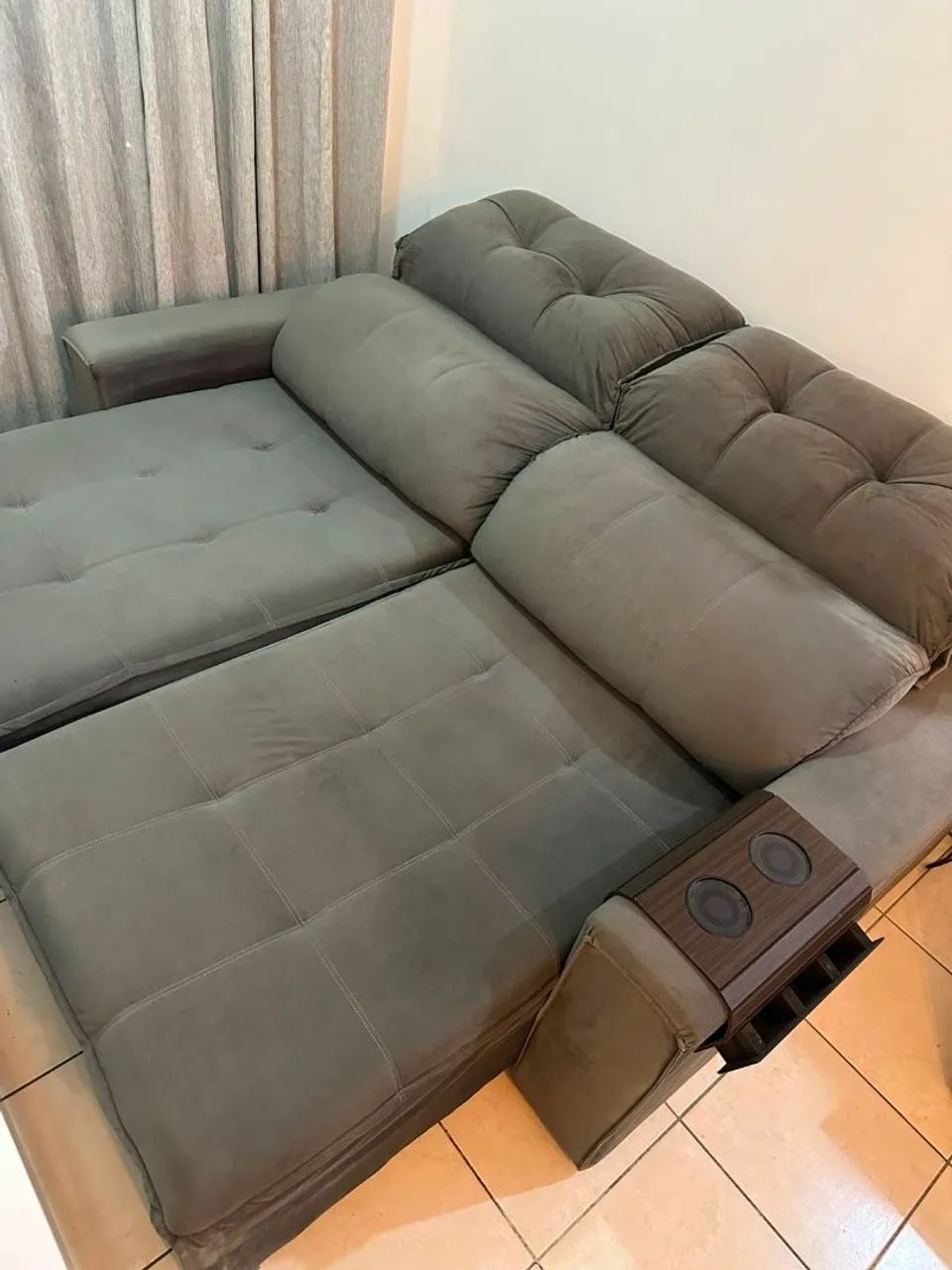 Vendo excelente sofá de 3 lugares  - Foto 3