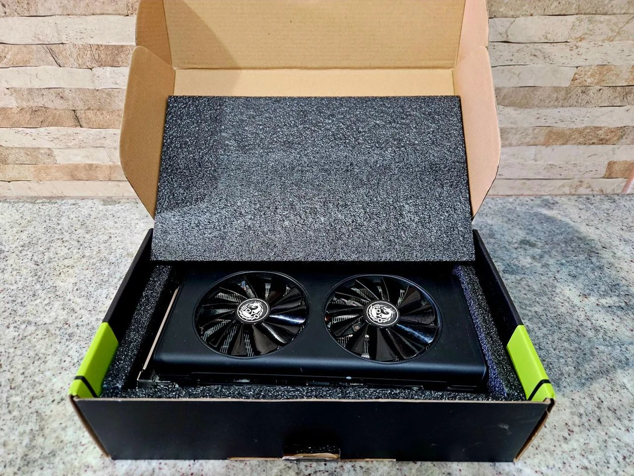 Placa de video RX 5700 - Foto 3