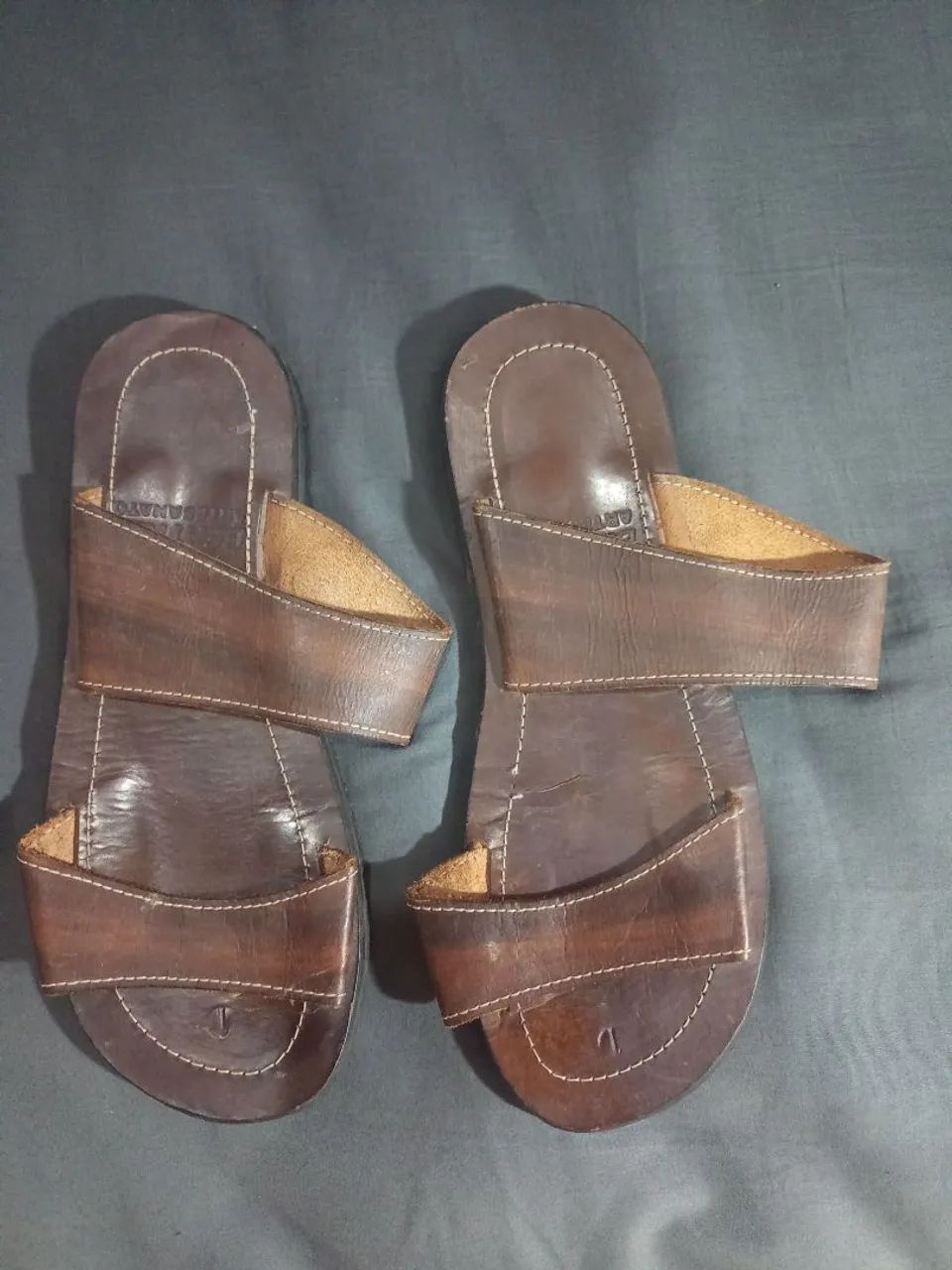 Bolsa e sandálias de couro  - Foto 4