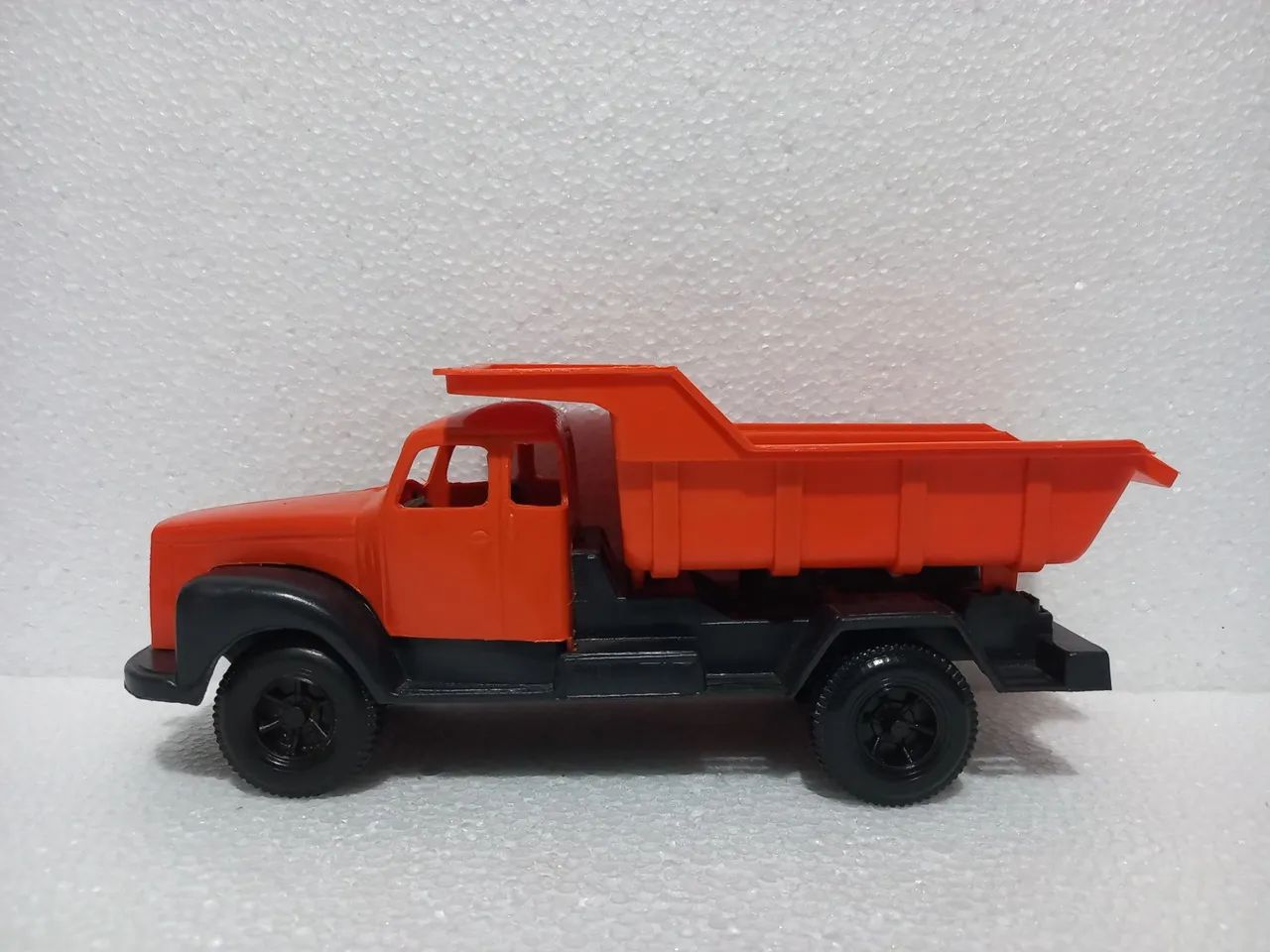 Brinquedo Caminhão Scania 111 jacaré Caçamba  - Foto 4