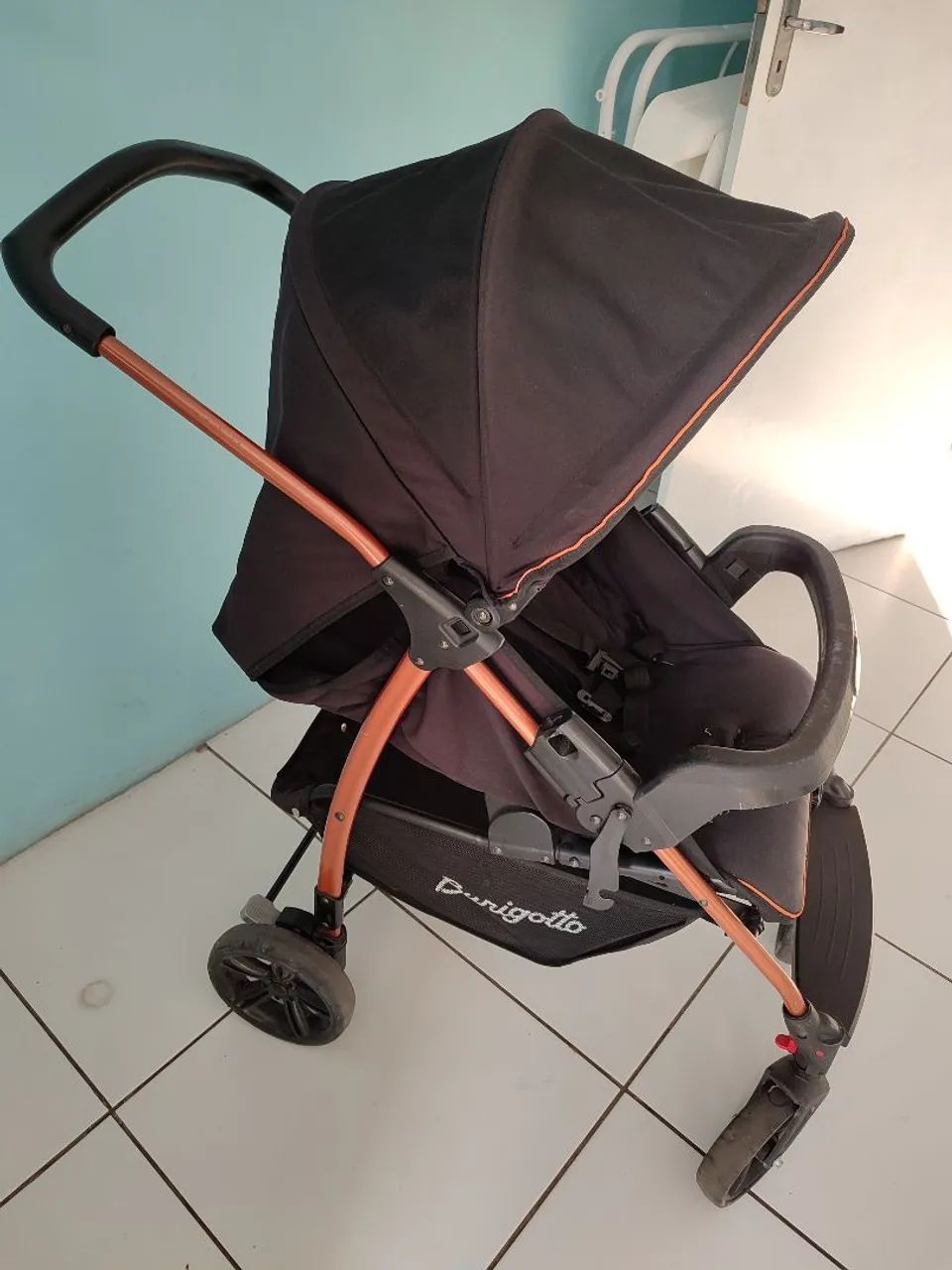 Cadeira de balanço e carrinho de bebe  - Foto 3