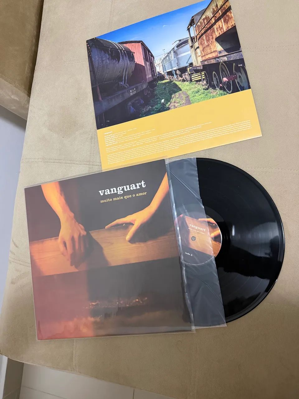 Vinil Vanguart - Muito Mais que o Amor - Foto 2
