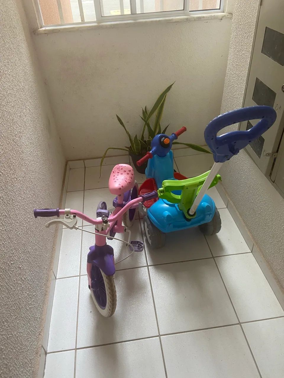 Bicicleta + triciclo infantil 