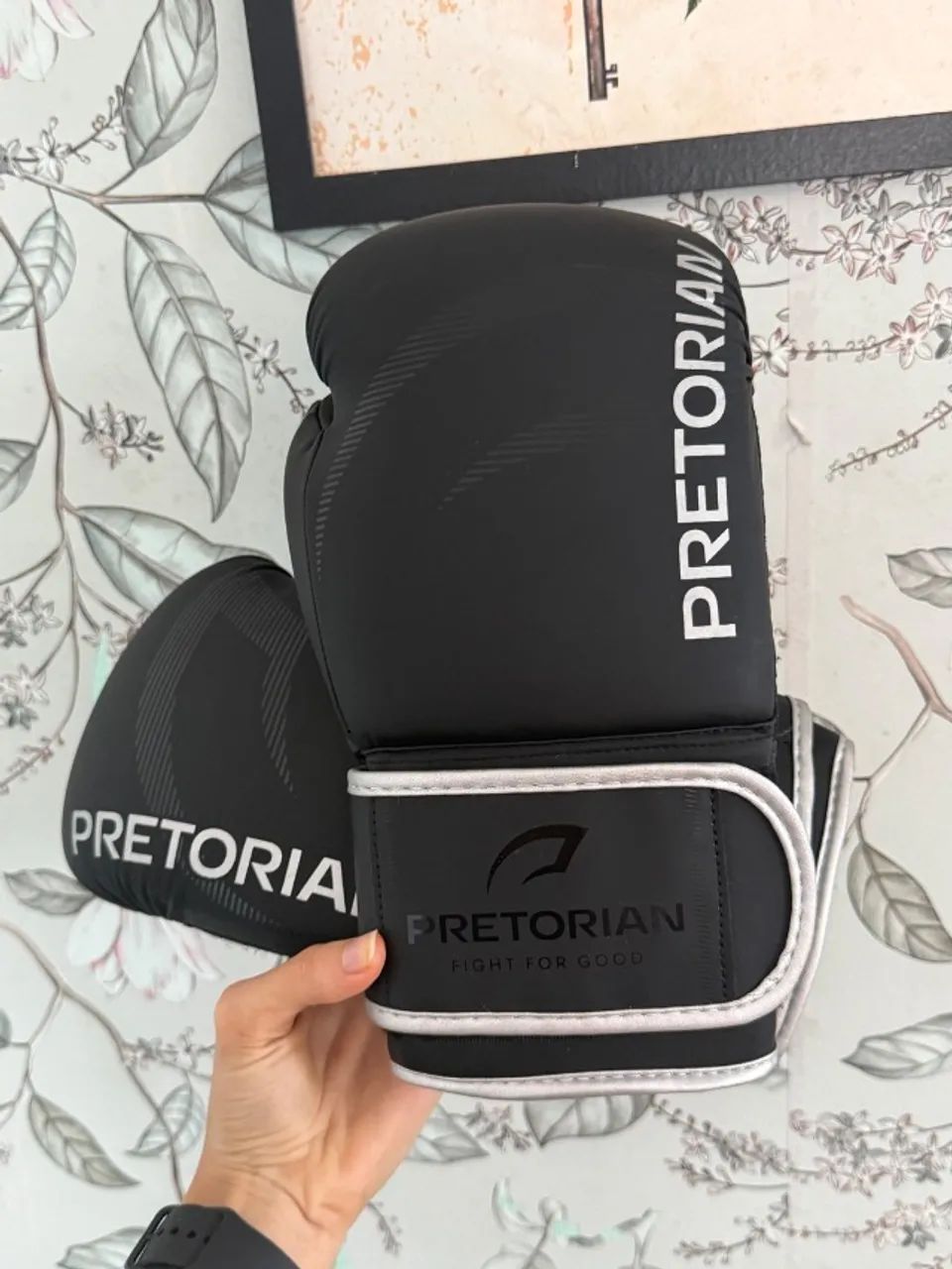 Luva Pretorian Semi Nova para boxe