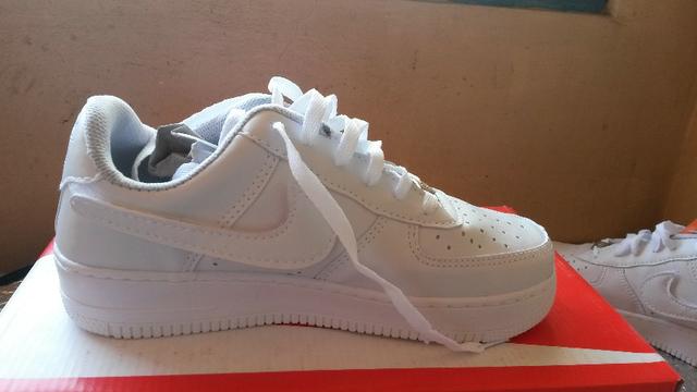 nike air force utility white 37