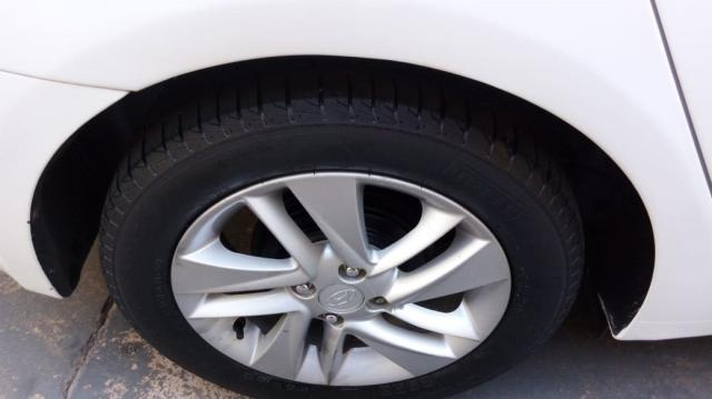 HYUNDAI HB20S 2014/2014 1.6 PREMIUM 16V FLEX 4P AUTOMÁTICO - Foto 8