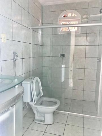Casa 3/4 grande bastante arejada localização excelente - Foto 7