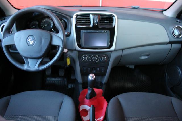 Renault Logan - Foto 4