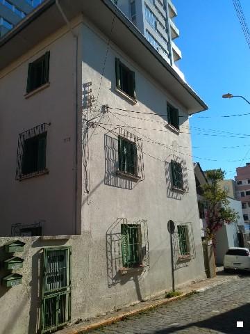 Apartamento para alugar com 3 dormitórios em , cod:I-022999