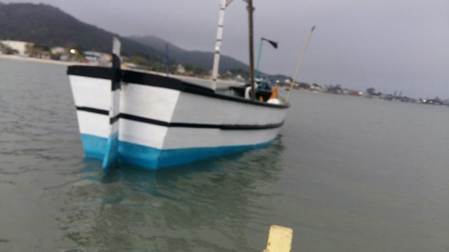 Barco de Madeira - Foto 7