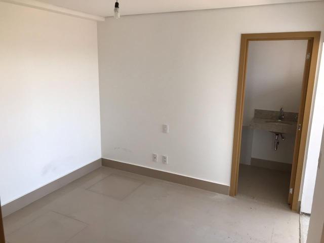 Apartamento 3 suites ao lado do Cebrom e praça universitária Oportunidade - Foto 7